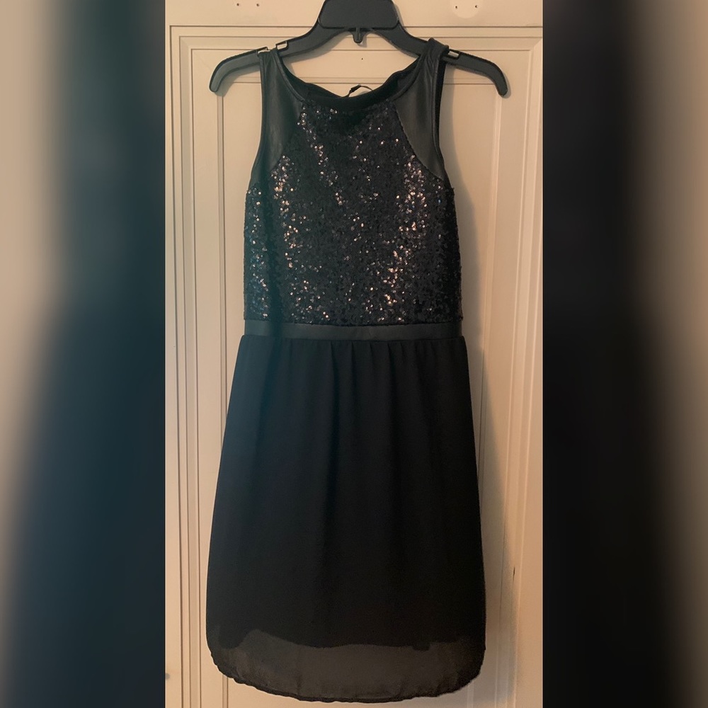 Gianni Bini black party dress